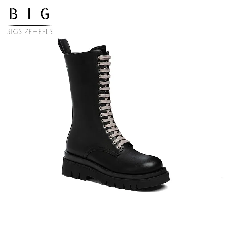 Bigsizeheels Simple solid color tethered Martin boots - Black