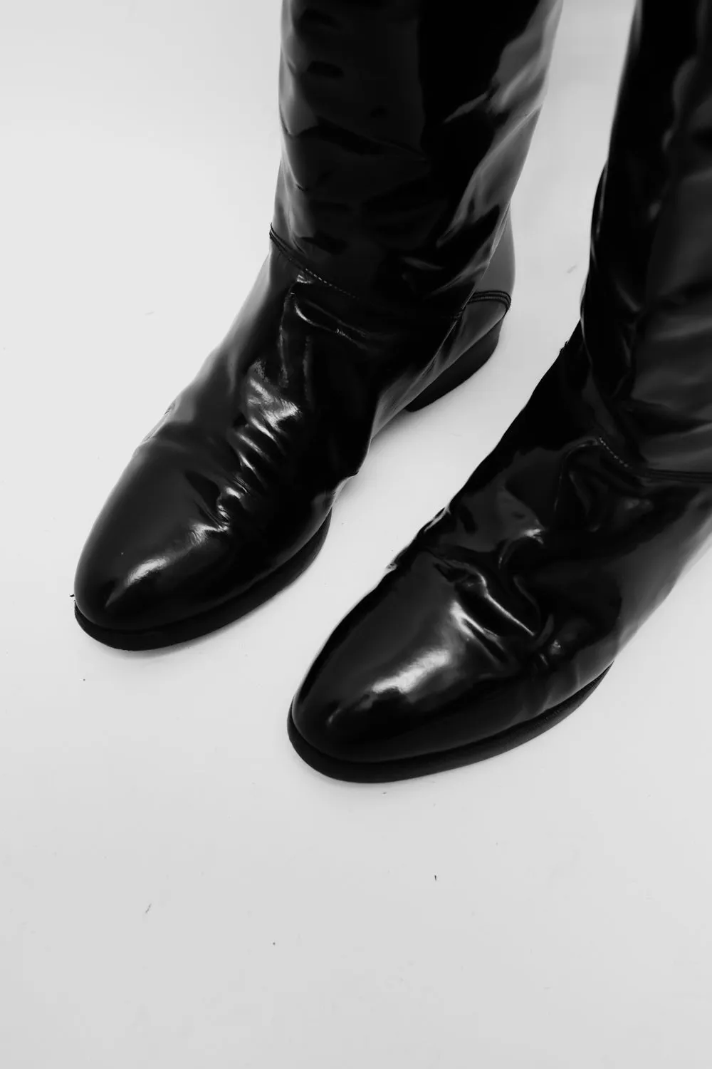 BLACK ITALY PATENT LEATHER BOOTS 39