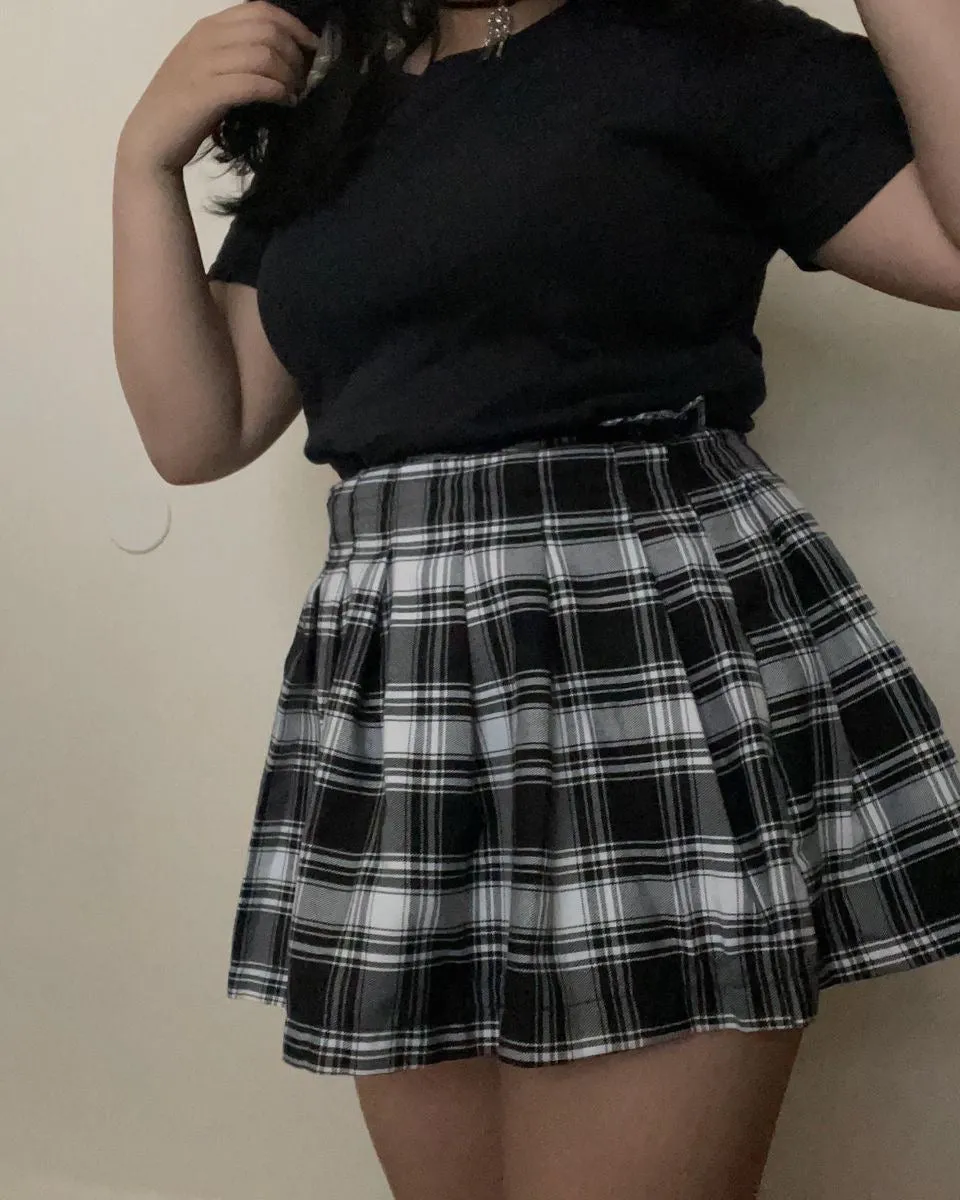 Japanese-Inspired Black Checkered Pleated Mini Skirt