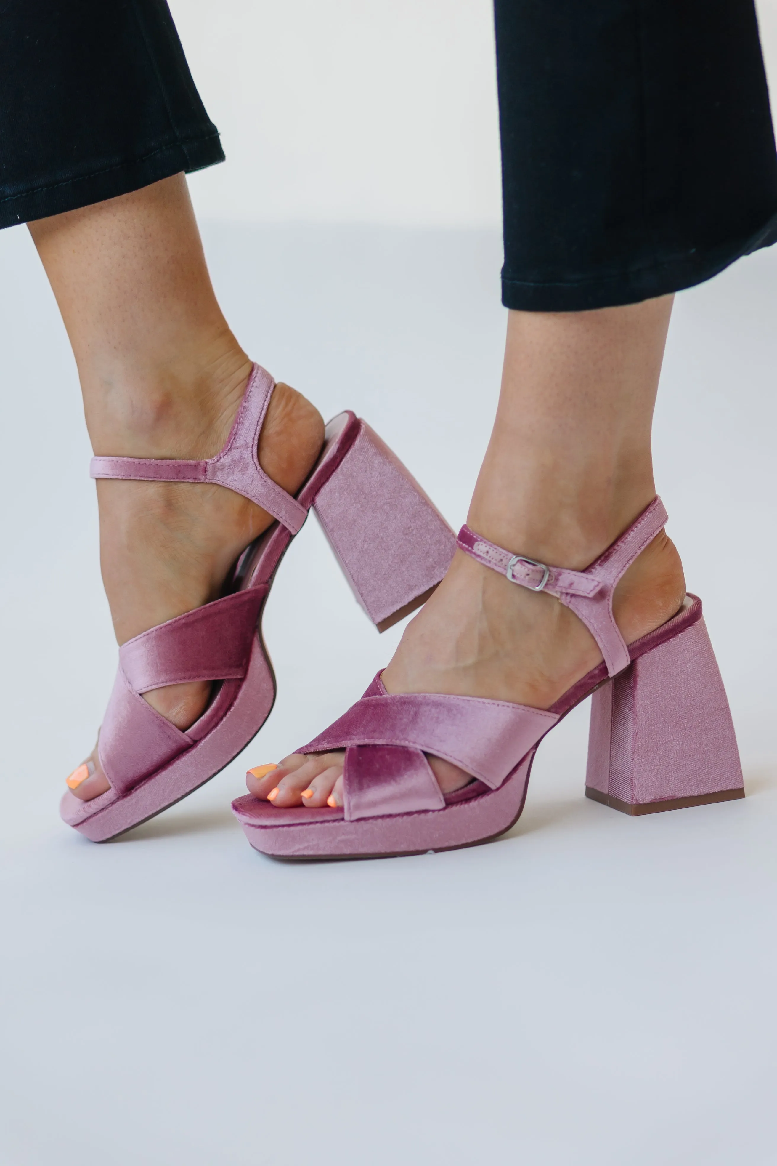 The Robin Velvet Heel in Rose